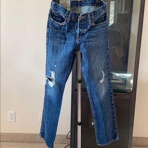 Destroyed men’s Hollister 28 x 30 jeans